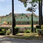 Entre Golf Et Ocean Pour 4 Personnes * Lacanau